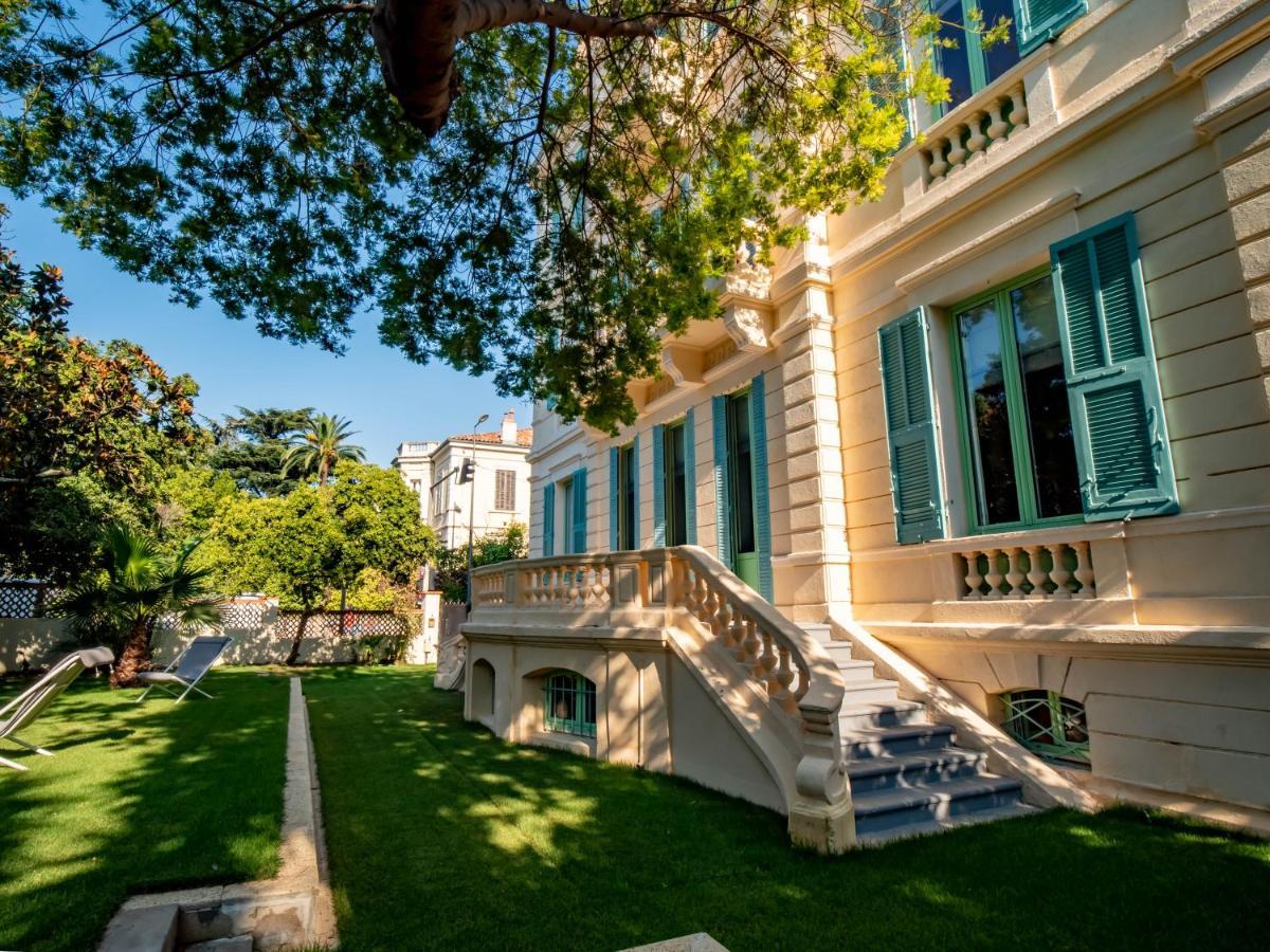 Banana'S Camp Hostel Кан Екстериор снимка