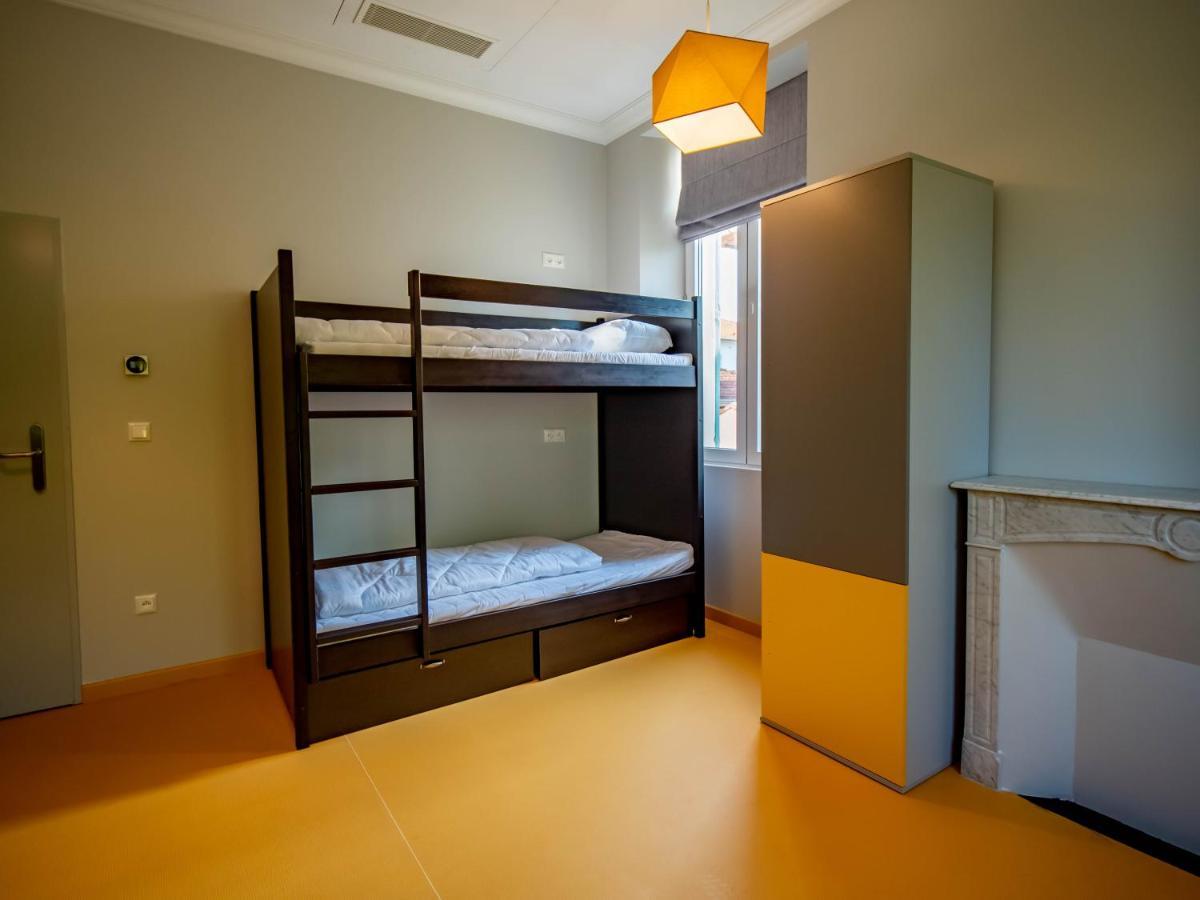 Banana'S Camp Hostel Кан Екстериор снимка